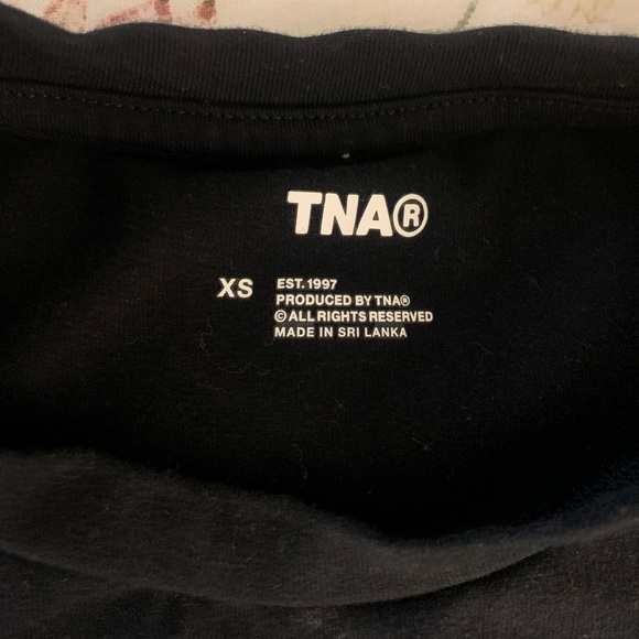 TNA t-shirt - Picture 2 of 3